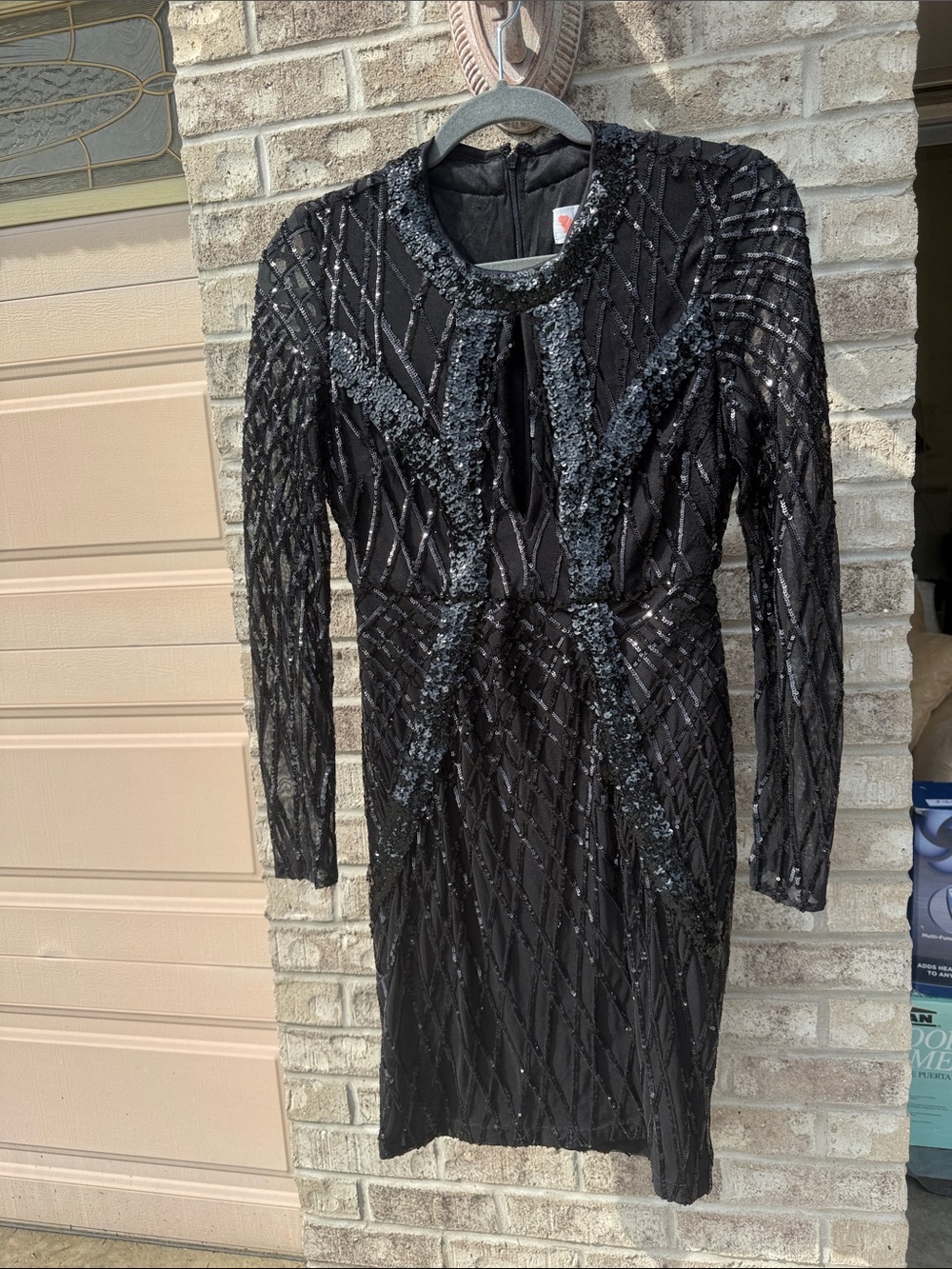 L'ATISTE Black Long-Sleeve Sequin & Bead Cocktail Dress